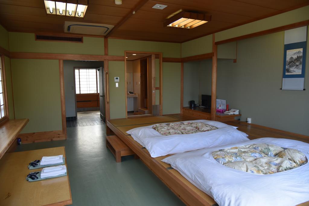 ホテル 四海波 吉良の庄 西尾市 エクステリア 写真
